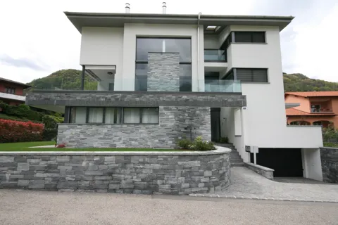 Casa bifamiliare a Galbisio